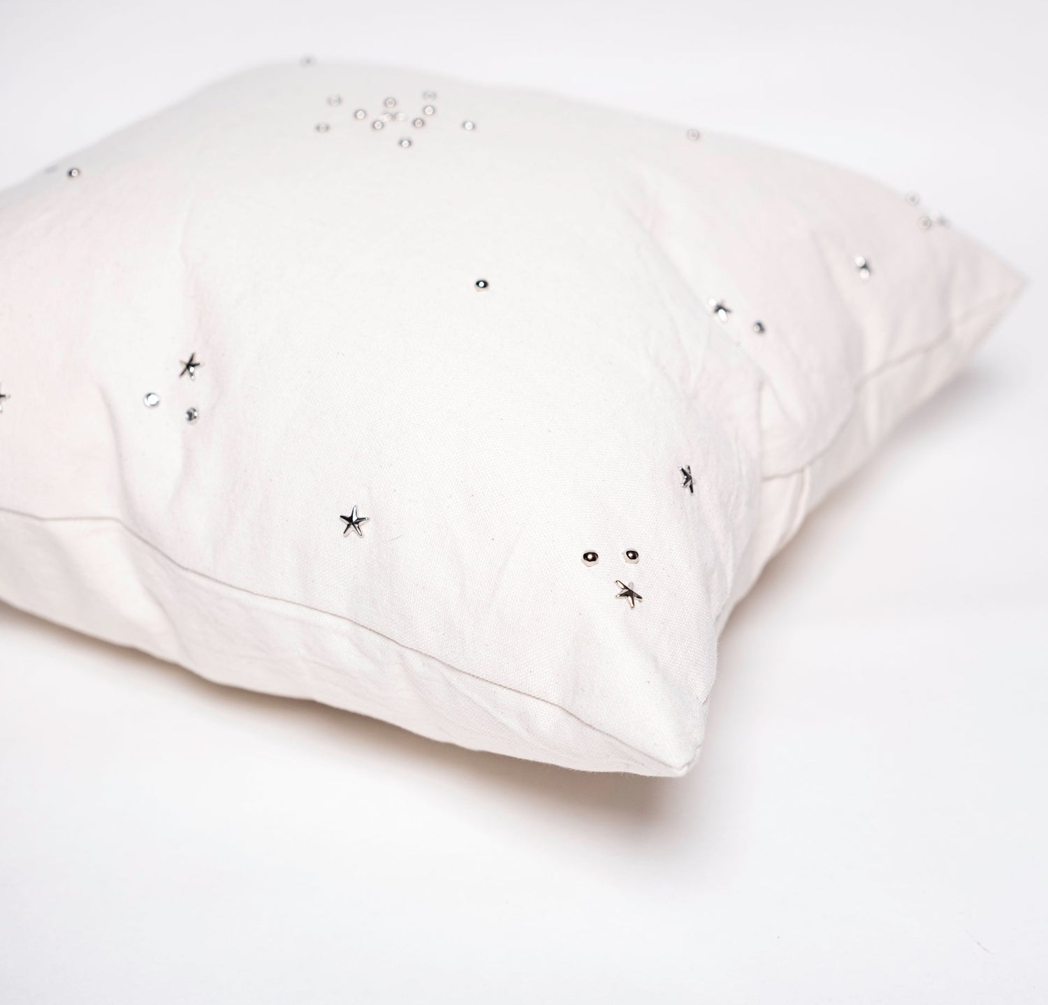 Pillows & Cushions